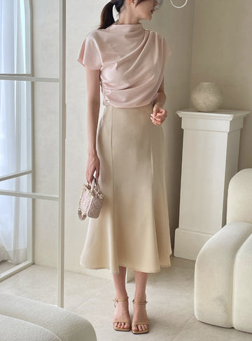 Blooming Half Drape Span T-Blouse